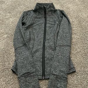 LULULEMON GRAY DEFINE JACKET, PRICE CAN CHANGE A LITTLE.